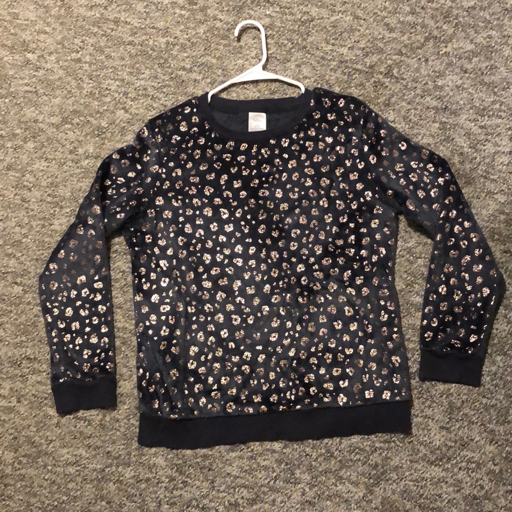 cheetah print crew neck!